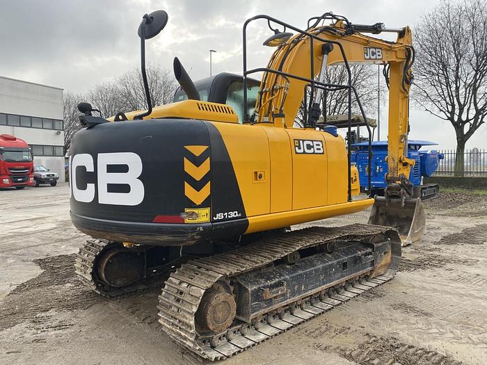 Usato 2018 JCB JS130 LC
