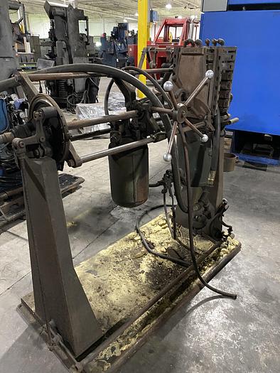 Used DEPENDABLE CORE MACHINE