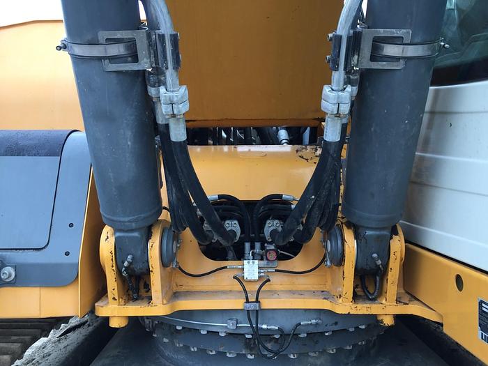 Used 2013 LIEBHERR R936 NLC