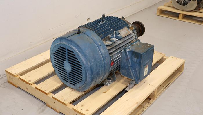 Used Siemens RGZEESD 40 HP A/C Motor #44444