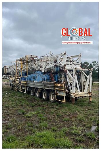 Used Item 10002 - 2011 LOADCRAFT HRI 1000-E DRILL RIG