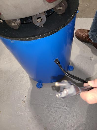 Used Belair Vibratory Finishing Machine 1/2 Cubic Ft 110V Polish Deburr 