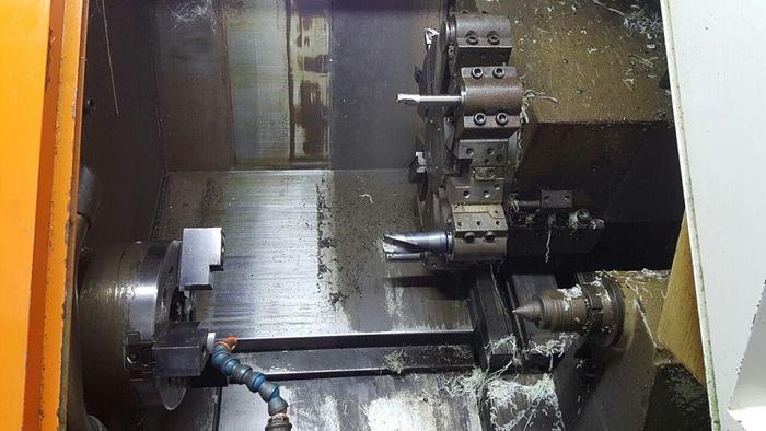 Used 2004 VICTOR VTurn-II-26 CNC Lathe - Fanuc OiTB Control