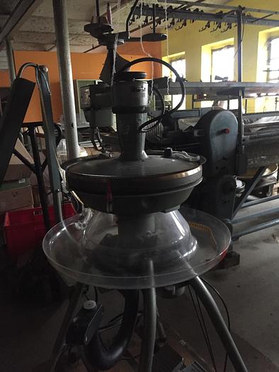 Gebraucht Rundkranzkettelmaschine KMF Kl. 107 E 07