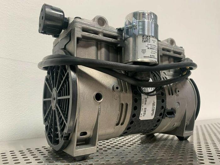 Used Thomas 2688CE44 D Air Compressor & Vacuum Pump 115V/60Hz/4.5A