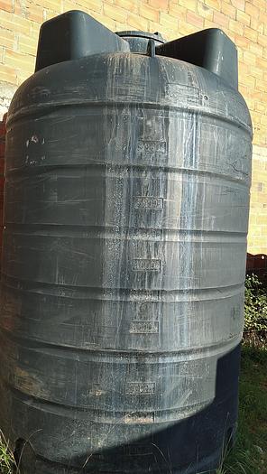 Usado Reservatório de plástico