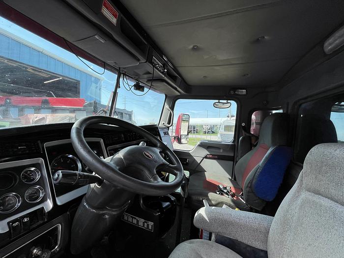 Used 2009 Kenworth W900 Tri-Axle Dump truck