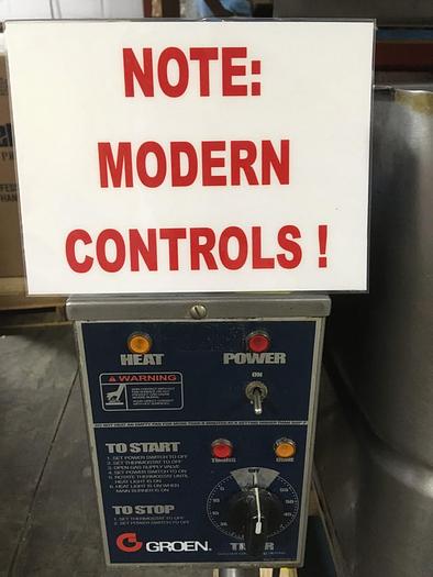 Used GROEN #HFP/2E, 40 GAL. NAT. GAS BRAISING PAN AUTO-TILTING SKILLET, (STOCK #794).