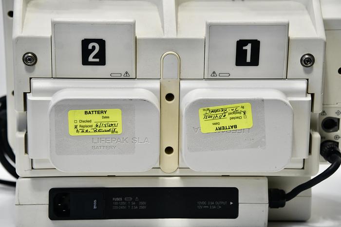 Used Medtronic LIFEPAK 12 Physio Biphasic Defibrillator/ Monitor