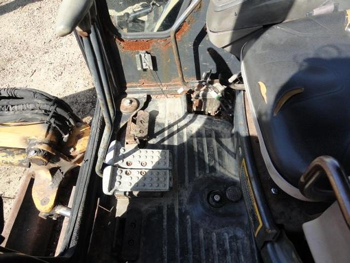 Used 2006 John Deere 27CZTS