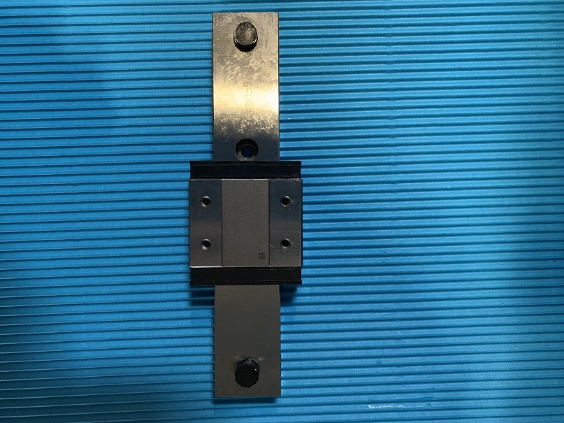 Used IKO Nippon Thompson Linear Motion Guide LWLF24C1R1404/W2