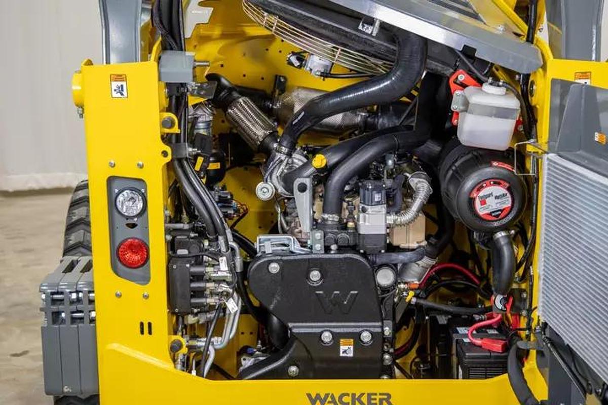 2025 Wacker Neuson ST31 Compact Track Loader