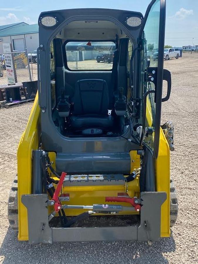 2025 Wacker Neuson ST27 Compact Track Loader