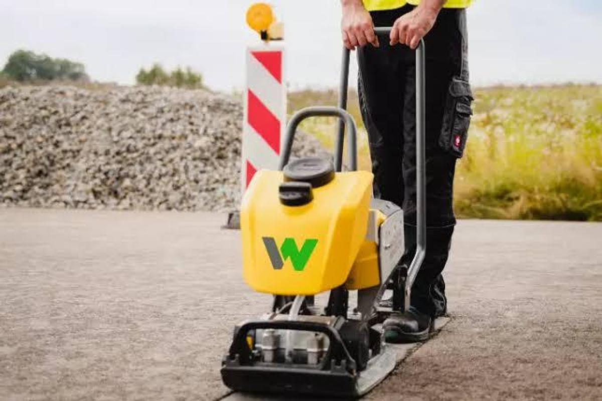 Used NEW Wacker Neuson Electric Vibratory Plates APS 1340E (5100060128)