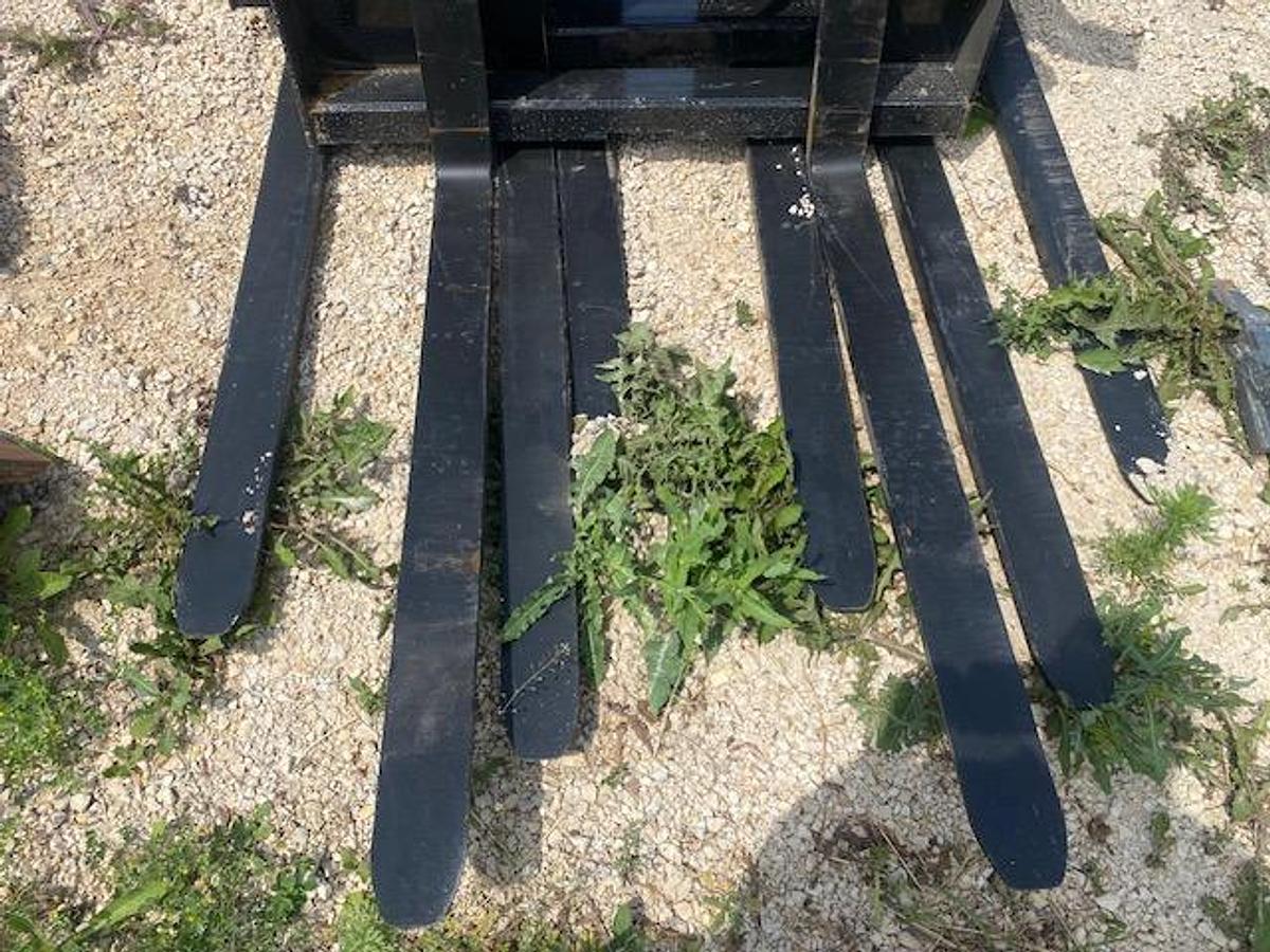 Standard Duty Pallet Forks, 48"