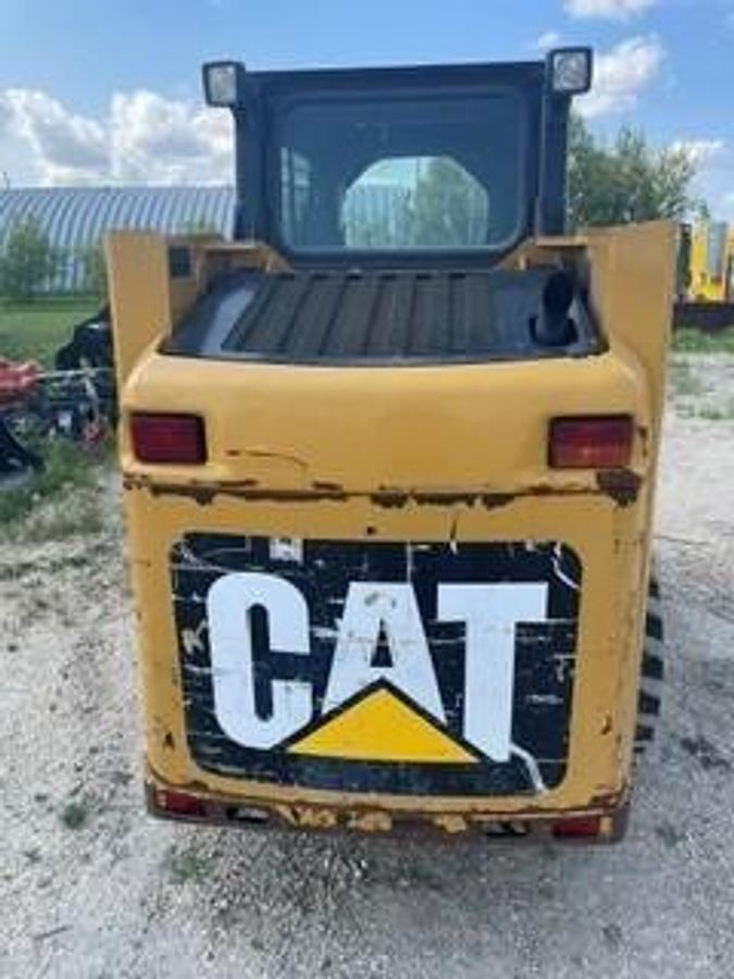 Used 2015 Caterpillar 226-B3 Skid Steer Loader