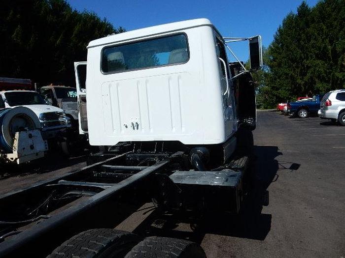 Used 1999 International 2574