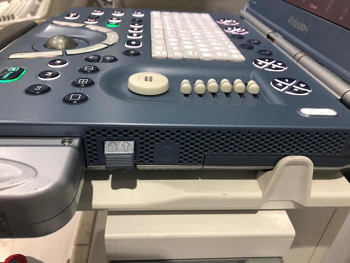 Gebraucht GE Voluson i BT14 tragbares Ultraschallsystem inklusiv Trolley mit 1 Sonde, ROM DVD