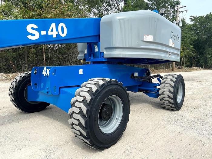 Used 2012 GENIE S-40