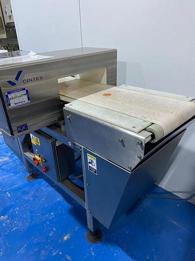 Used CINTEX METAL DETECTOR