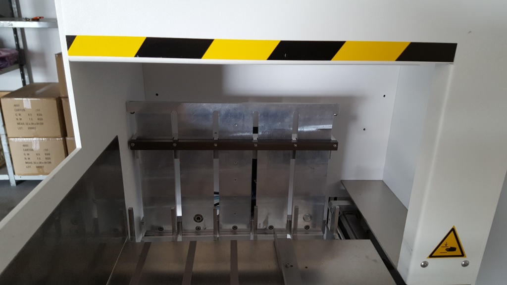 Used Hesse & knipps Magazine Handlers