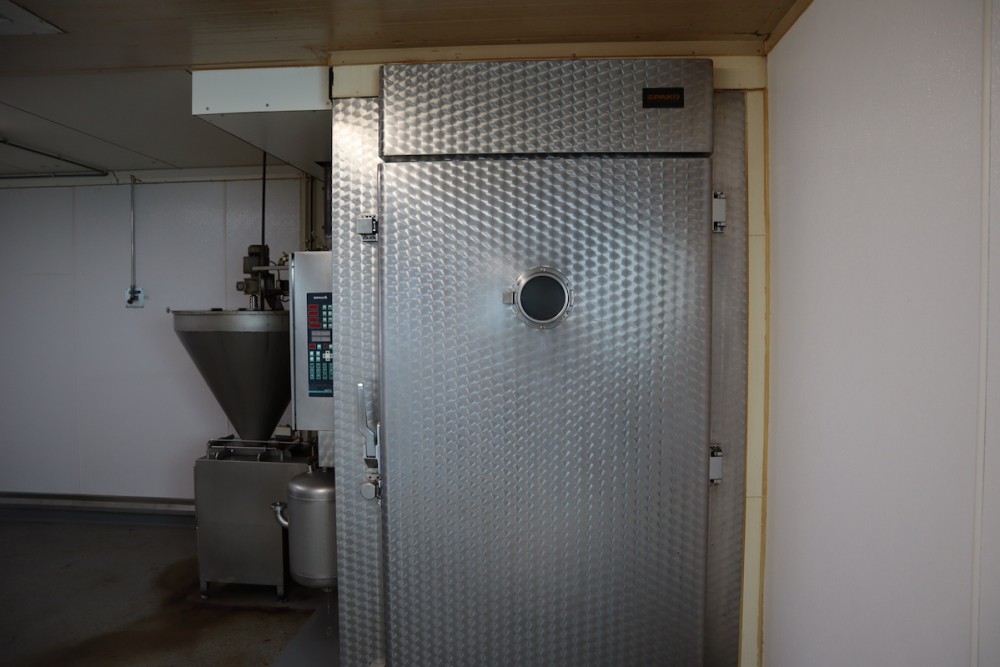 Used Spako smoke and cooking house