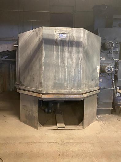 Used 2000 Wheelabrator 7 FT Table