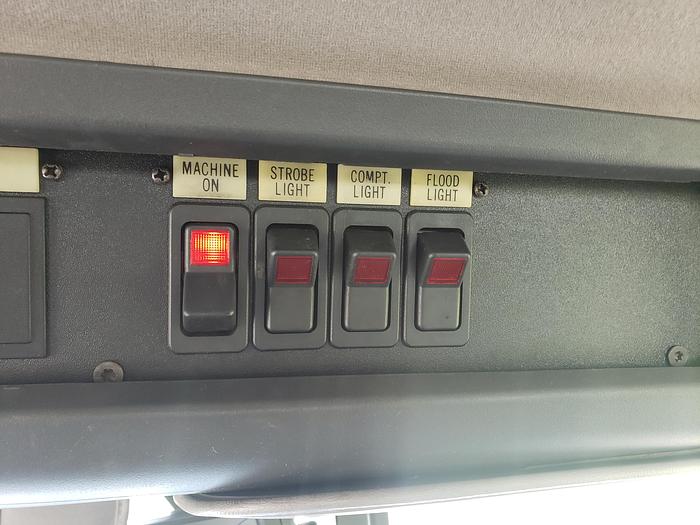 Used LOOK!! 2004 Freightliner FL70 w/ Altec TA37M Bucket Truck