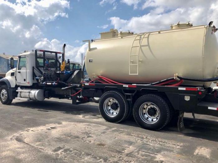 Used 2007 Mack Granite Bobtail Kill Truck