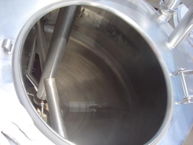 Used 150 GALLON PROCESSOR TANK. DCI SERIAL 94F48011C