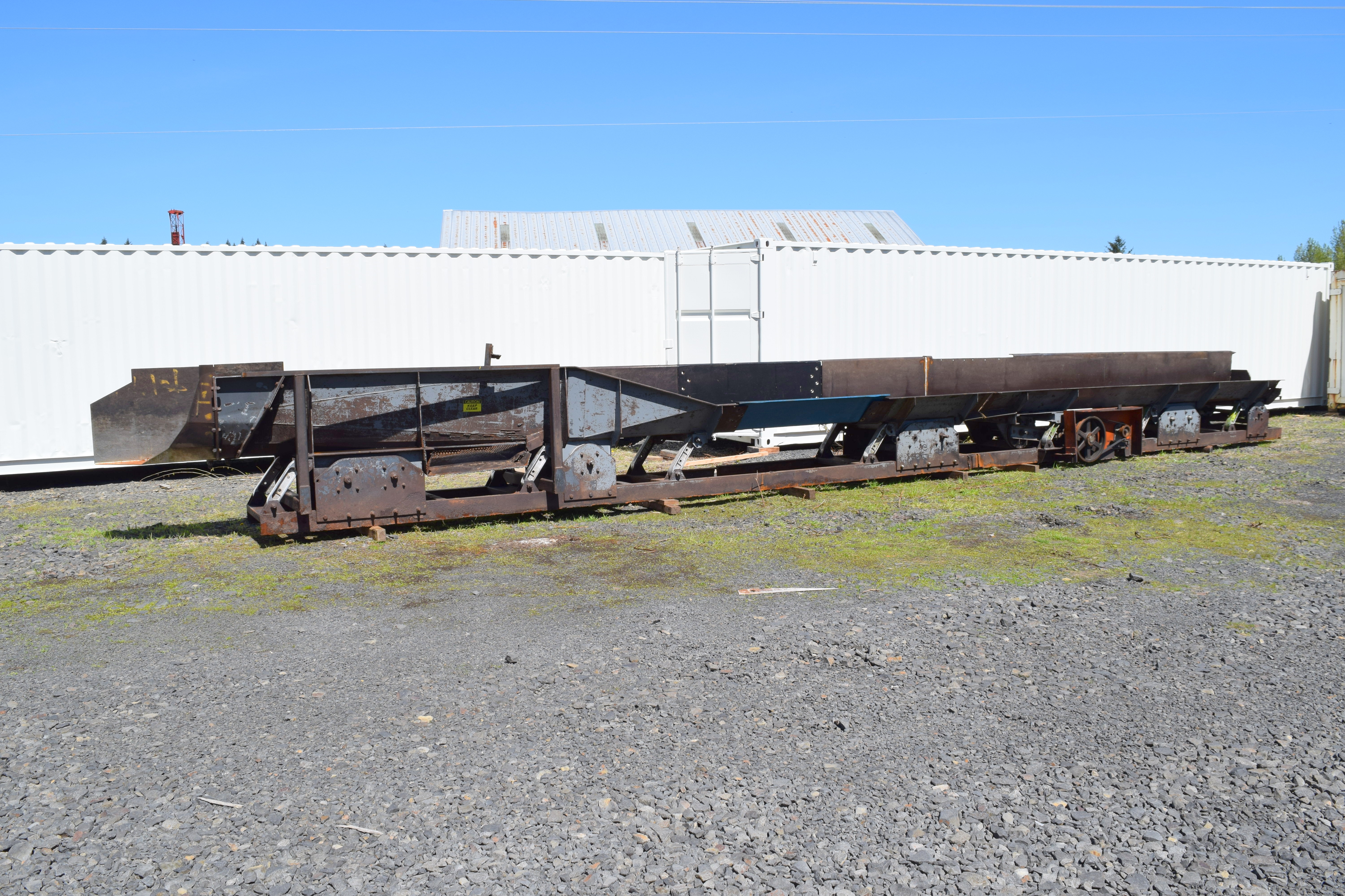 Used Vibrating conveyor 47ft long, 30 inch wide vibrating conveyor, for sale used 30 inch vibrating conveyor in washington