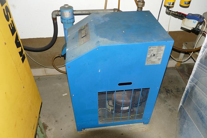 Used 2010 Donaldson 0150AB1117A