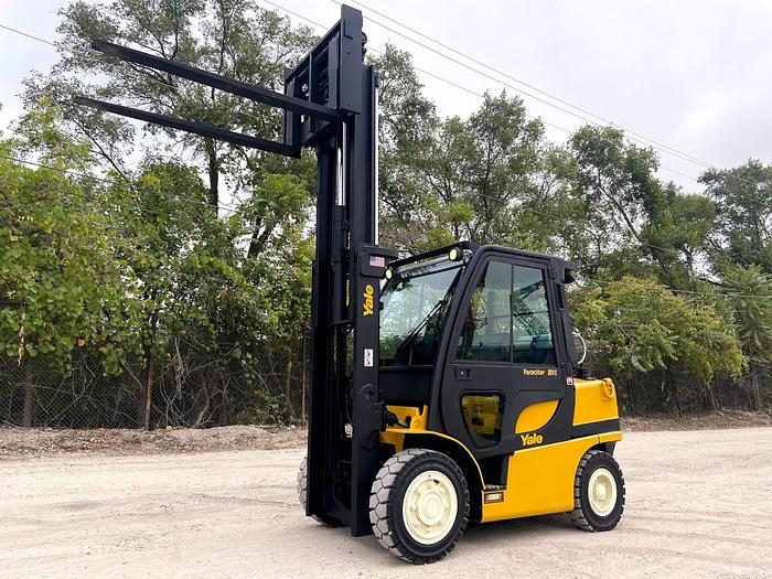 Used 2013 YALE GLP080VX PNEUMATIC FORKLIFT