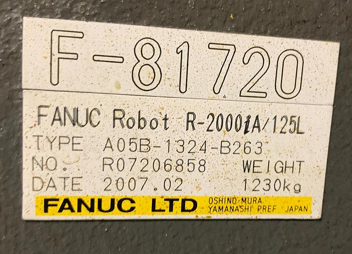Used FANUC R2000iA/125L 6 AXIS CNC ROBOTS WITH RJ3iB CONTROLLERS