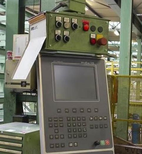 Gebraucht PLOOIBANK MENGELE CNC 500 TON