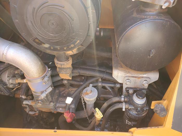 Used 2010 CASE 1650L