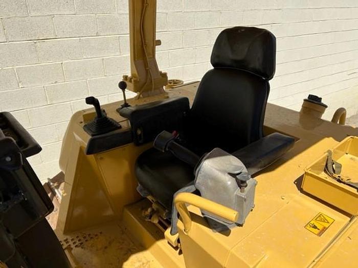 Used 2004 CAT D6R XL