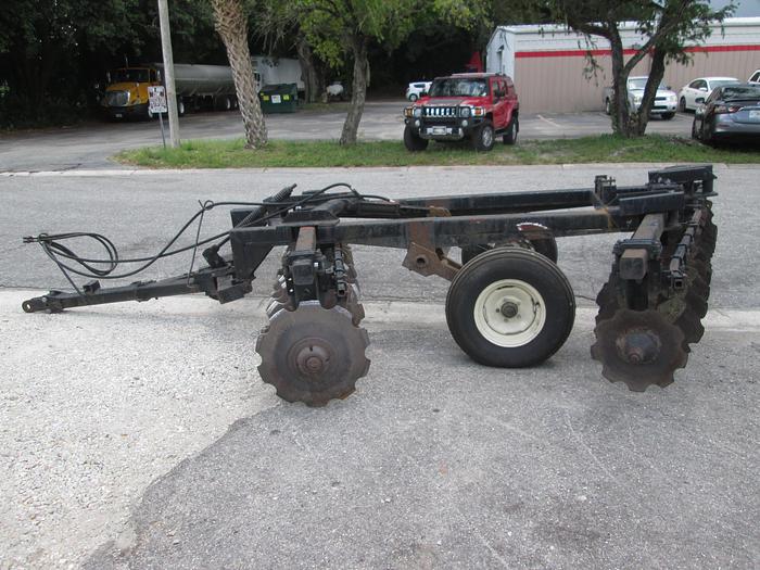 Used Pull Type Offset Disc Harrow 10' Wide Cut