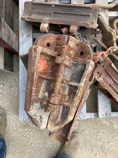 Used Den-Con Rotary Slips & Insert Jaws