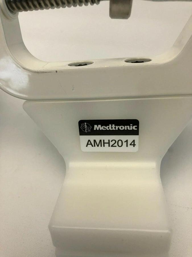 Refurbished Medtronic AMH2014 Affinity Manifold Holder