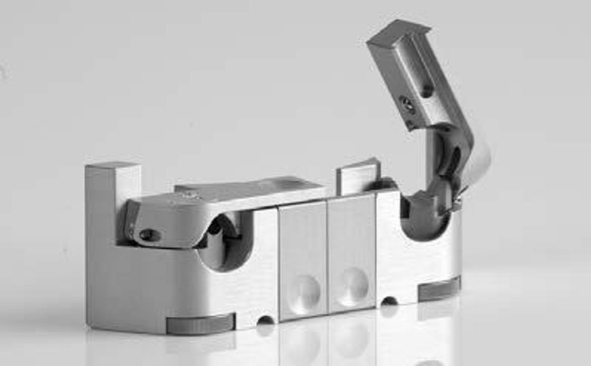 Refurbished LivaNova Stockert S3 Variolock Tubing Gate Assembly 10-61-70