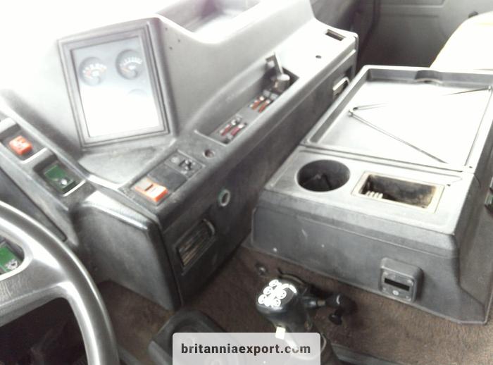 Used 1994 VOLVO F12 400 tractor unit