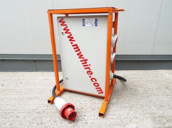 Used Site Distribution Boards 63A 3 Phase Input with 3 Phase 32A and 16A Sockets : Single Phase 32A and 16A Sockets