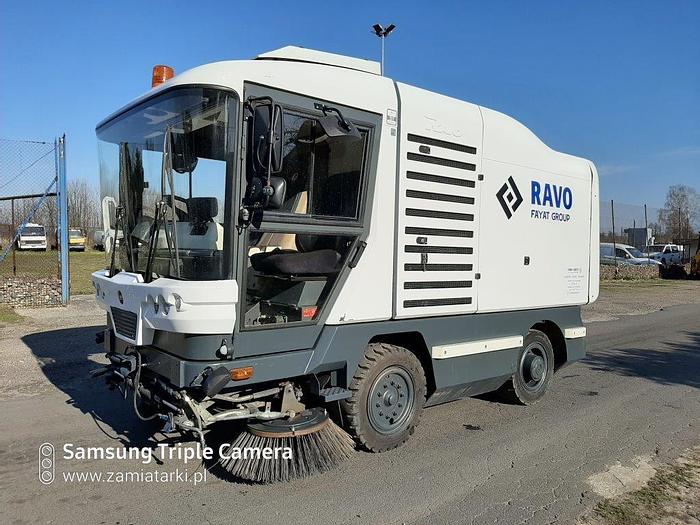 Gebruikt 2011 Ravo 530 ST