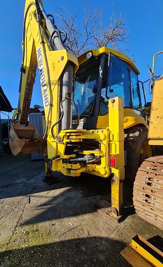 Usato 2005 Terna Gommata, NEW HOLLAND LB 115 B-4PS
