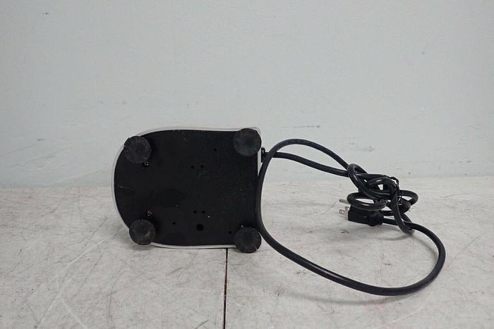 Used Benchmark Scientific BV1000 Bench Mixer Vortex Mixer 700358314803