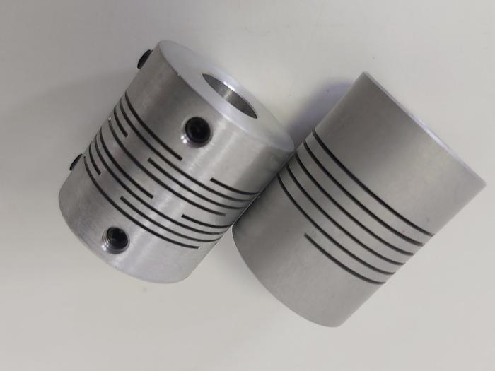 Gebraucht 4+2 Stück Metallbalgkupplungen, MM 8K, 10 Nm, D10mm Baumann Flex,  gebraucht