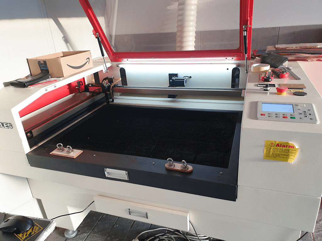 Used Will Feng 9060 - Engraving Machine