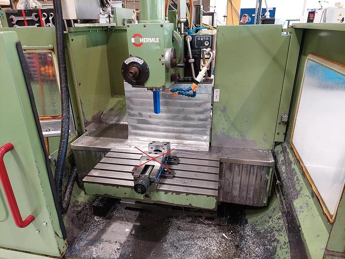 Gebraucht CNC Universal-Werkzeugfräs- und Bohrmaschine HERMLE UWF 600H