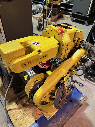 Used FANUC M-6iB/6S WITH RJ3iC CONTROLLER, CLEANED AND TESTED